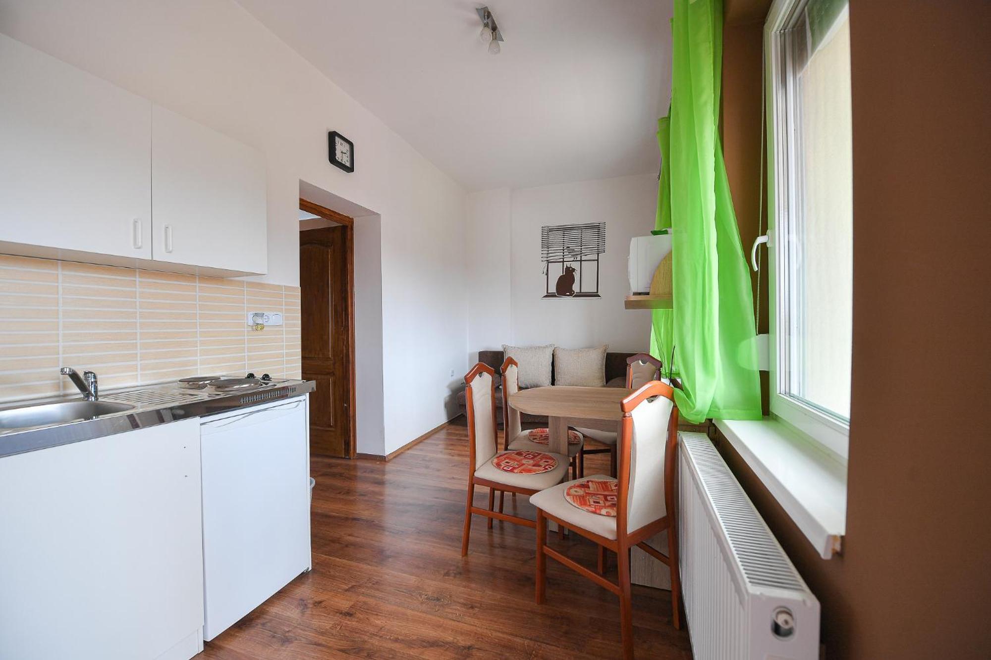 Kokusz Apartmanok Eger Camera foto